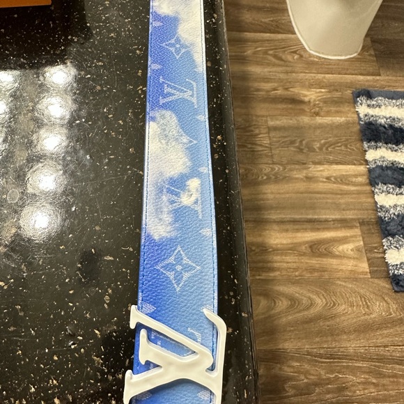 ***NWT Louis Vuitton Clouds ☁️ Belt - Picture 7 of 7